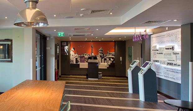 Premier Inn Holyhead Luaran gambar